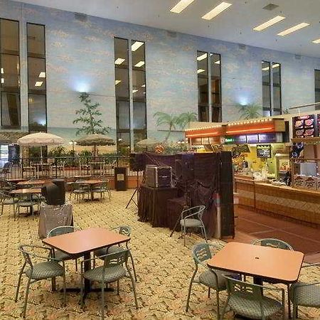 Ramada Maingate West Hotel Kissimmee Eksteriør billede